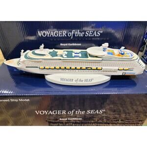New Royal Caribbean VOYAGER OF The Seas Ship Model RCCL Licensed Inaugural NIB